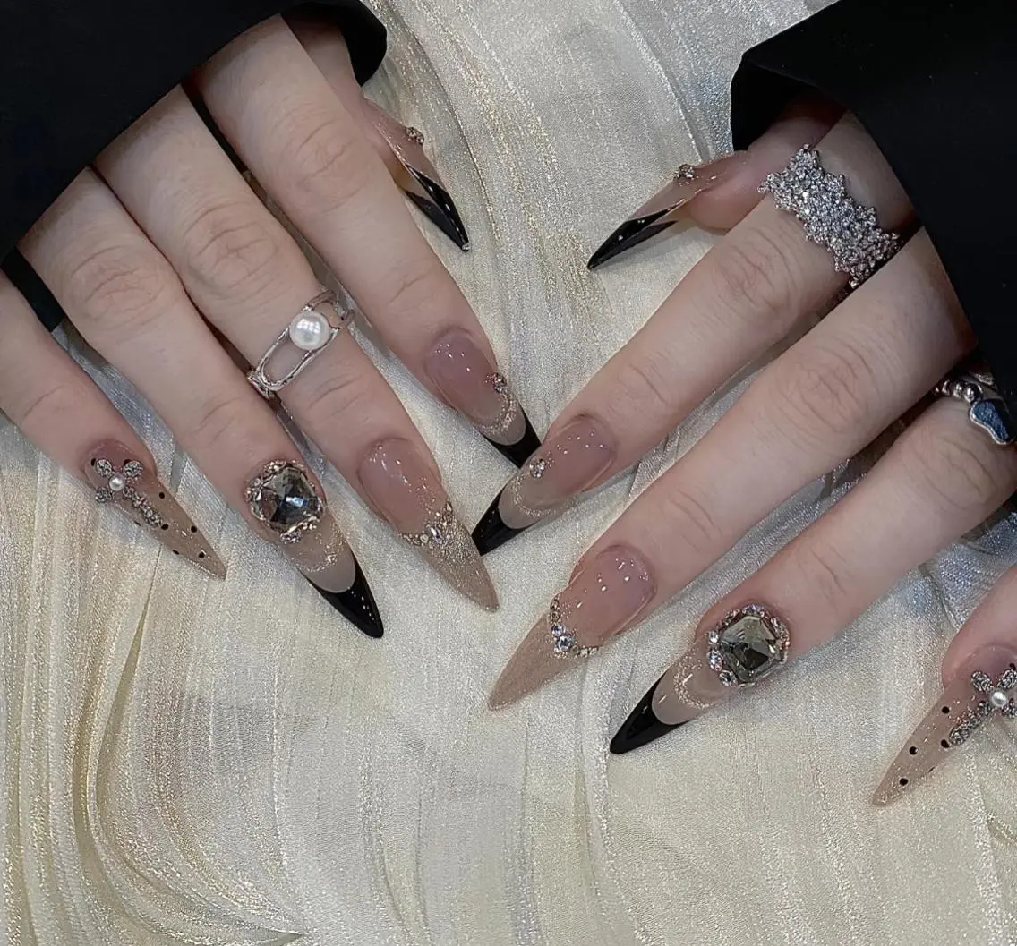ネイル ハンドネイル 🎀 UU_nailのネイルデザイン
