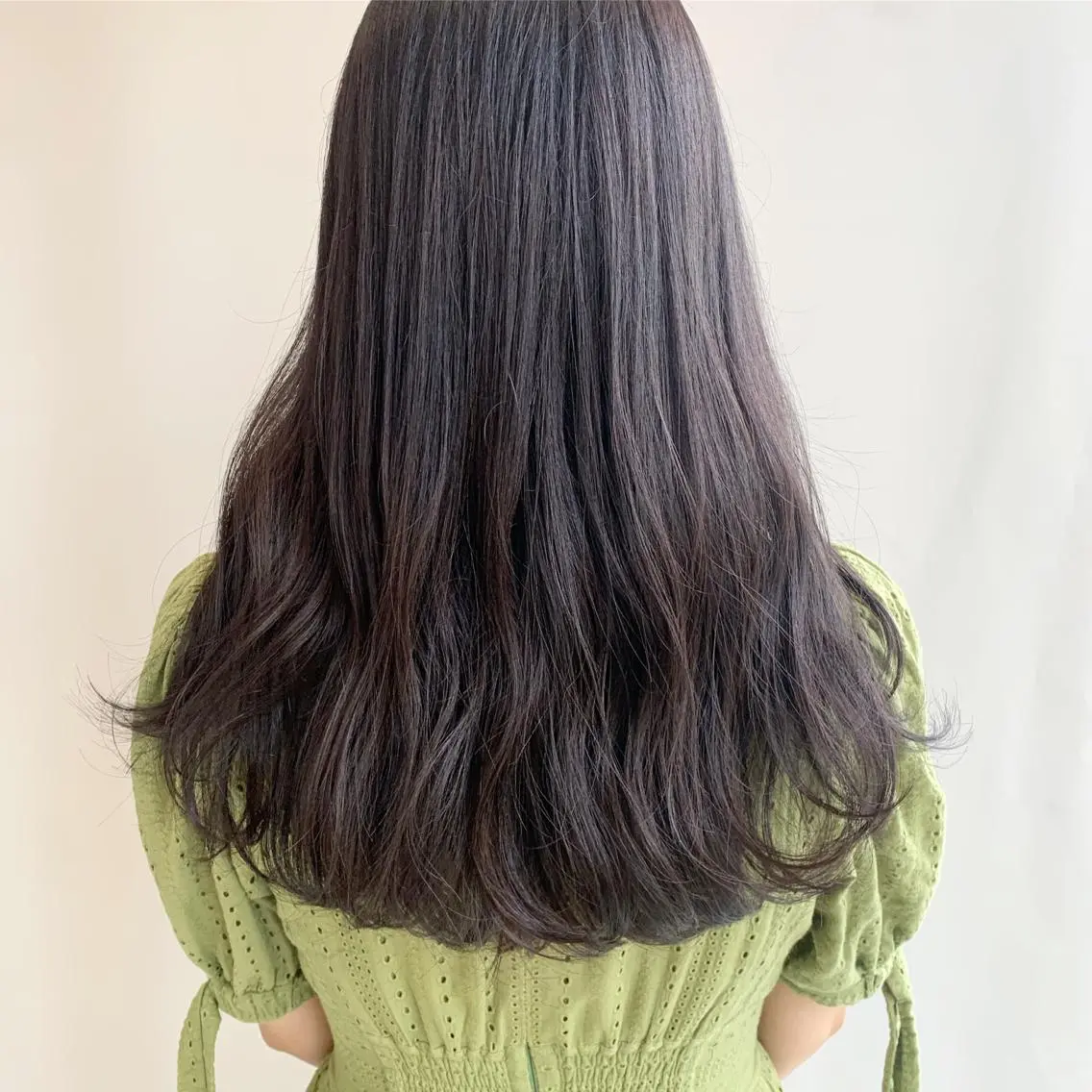 カラー 山口 莉奈のヘアスタイル