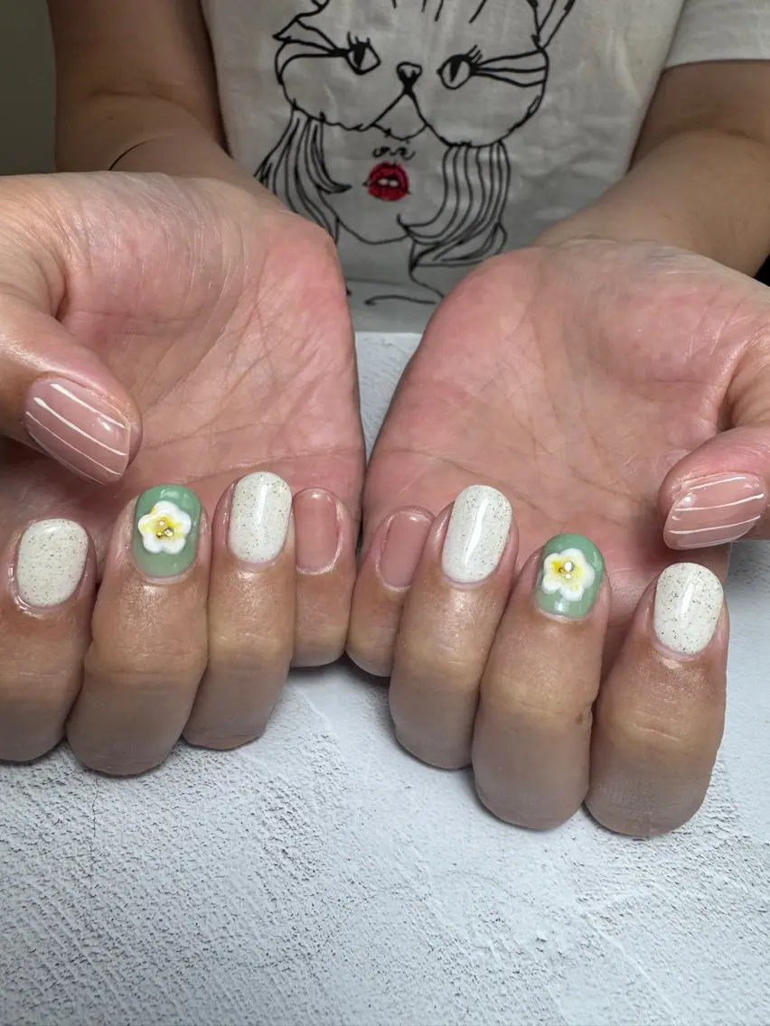 ネイル e'clat nailのネイルデザイン