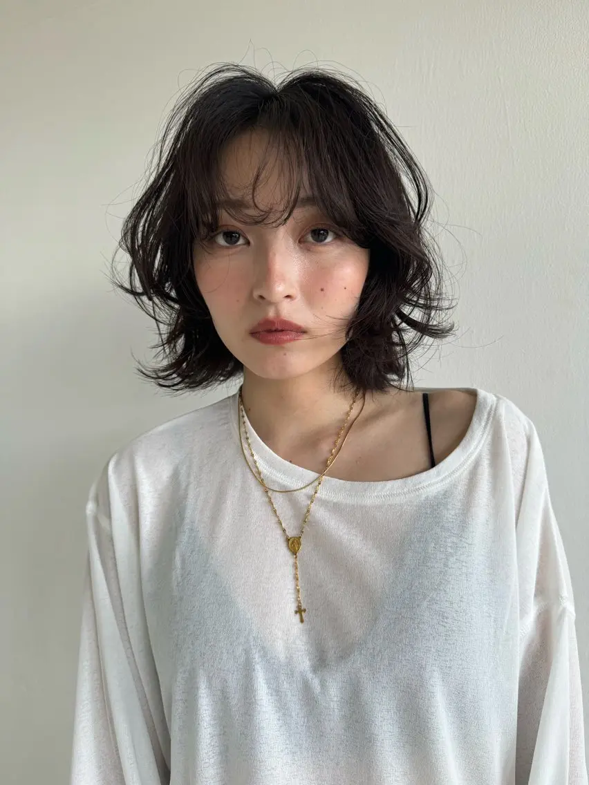 ミディアム カラー ミディアムレイヤー ボブ レイヤーカット ARISA 学芸大学/海外ヘアのヘアスタイル