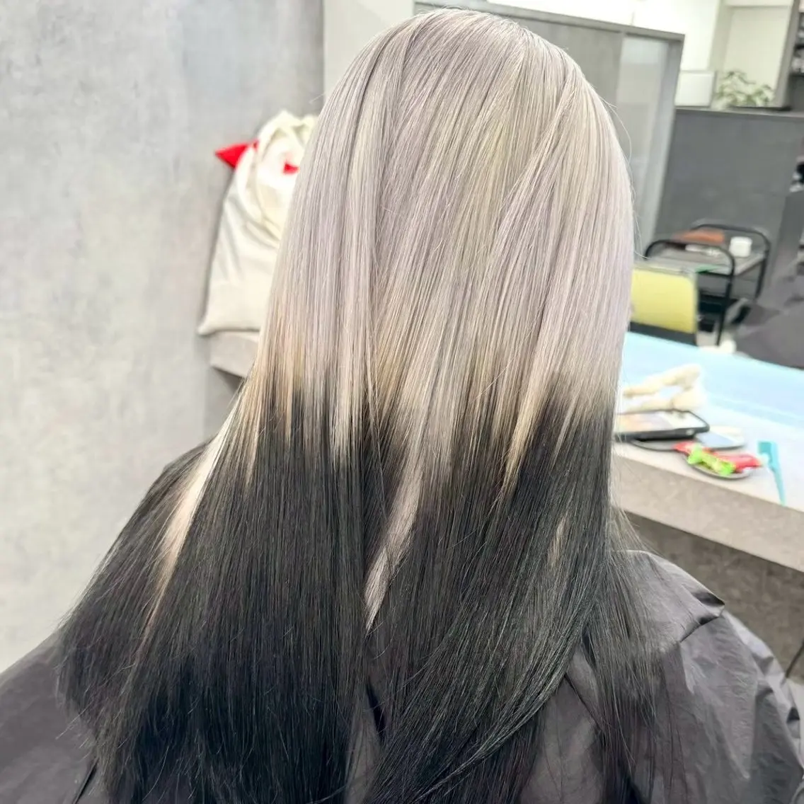 カラー デザインカラー Yoshiいろあそび 八王子/ハイトーンのヘアスタイル