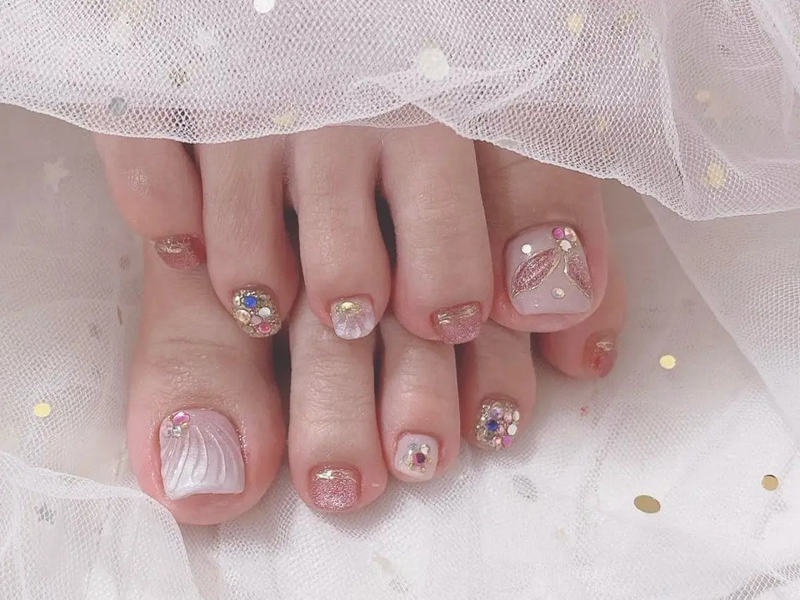 ネイル フットネイル フットネイル ジョリ kasumi🌹💅のネイルデザイン