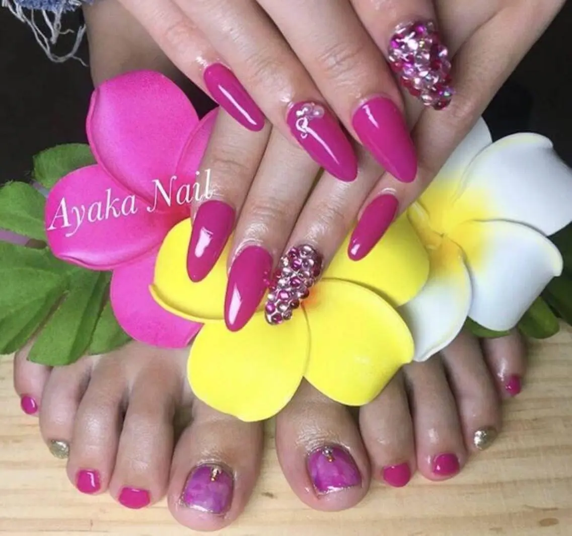 ロング カラー ネイル スカルプネイル ストーンネイル ハンドネイル ëmma nail_ by chulaのネイルデザイン