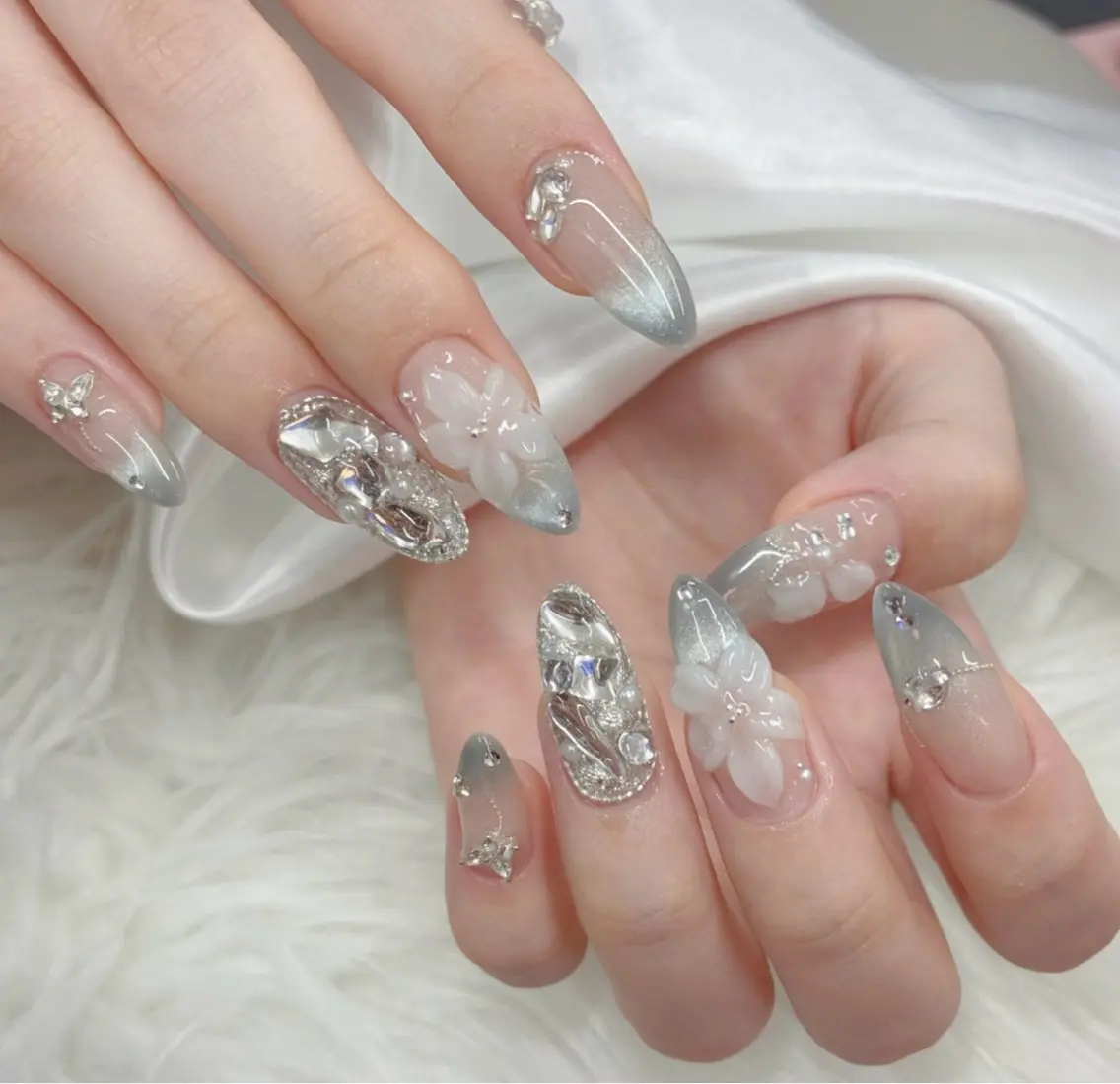 ネイル ハンドネイル ハンドケア DuLi Blinkのネイルデザイン