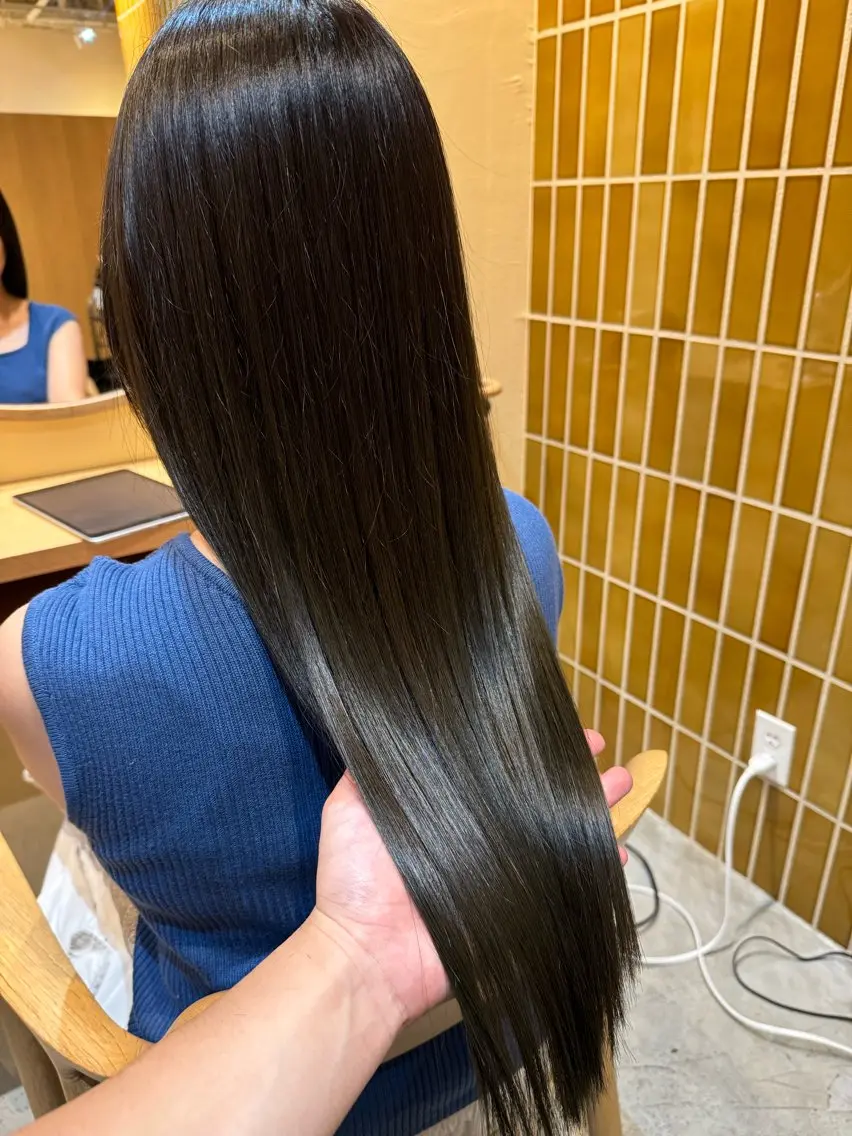 似合わせカット＋透明感カラー＋Aujua7STEPトリートメントの写真