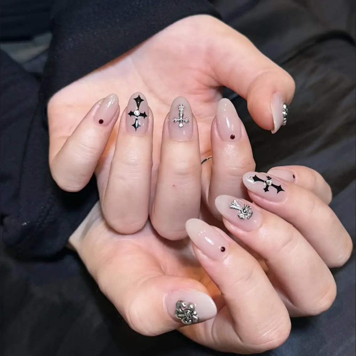 ネイル ハンドネイル エリ🫧 nail池袋東口のネイルデザイン