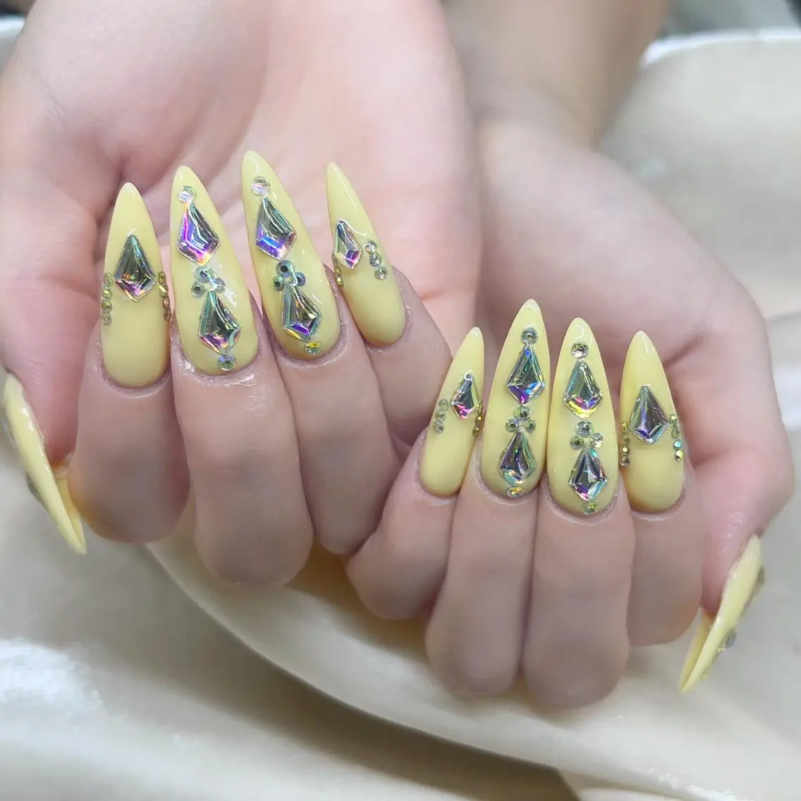 ネイル ハンドネイル NAILサロン 木にいるのネイルデザイン
