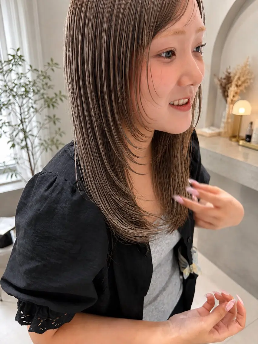 セミロング カット ヘアカラー トリートメント TOMOKA/透明感 艶髪/髪質改善🫧のヘアスタイル