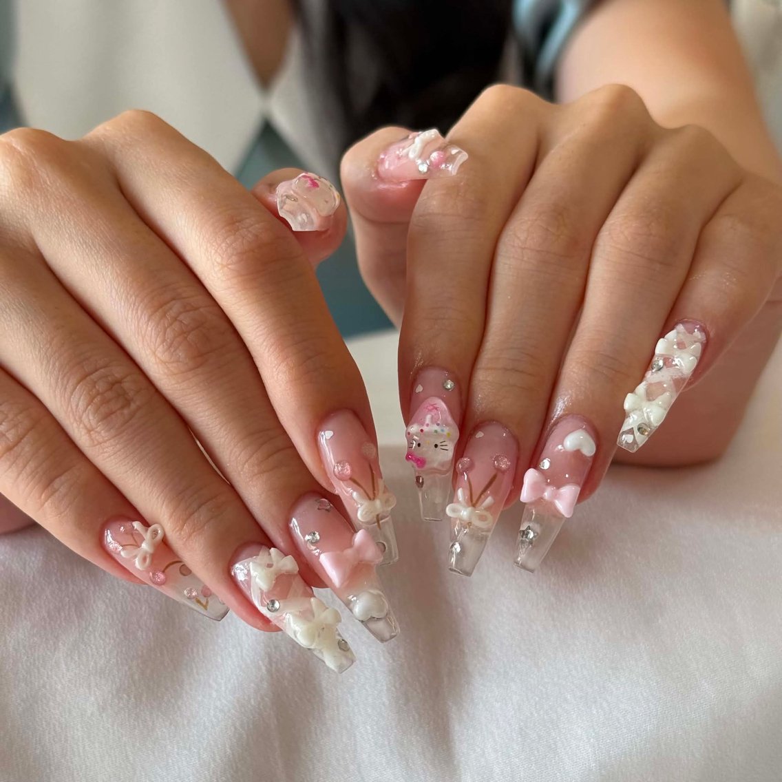 ネイル 桜ネイル 長さ出し フレンチネイル 韓国ネイル マグネットネイル ハンドネイル kiwami305 nail salonのネイルデザイン