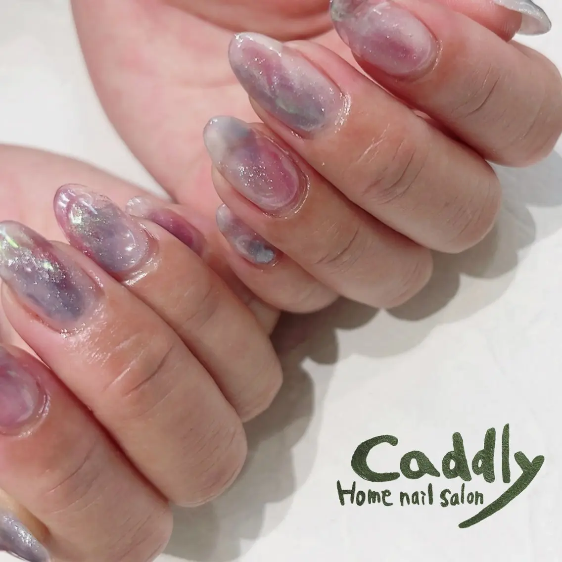 ネイル ニュアンスネイル caddly naoのネイルデザイン