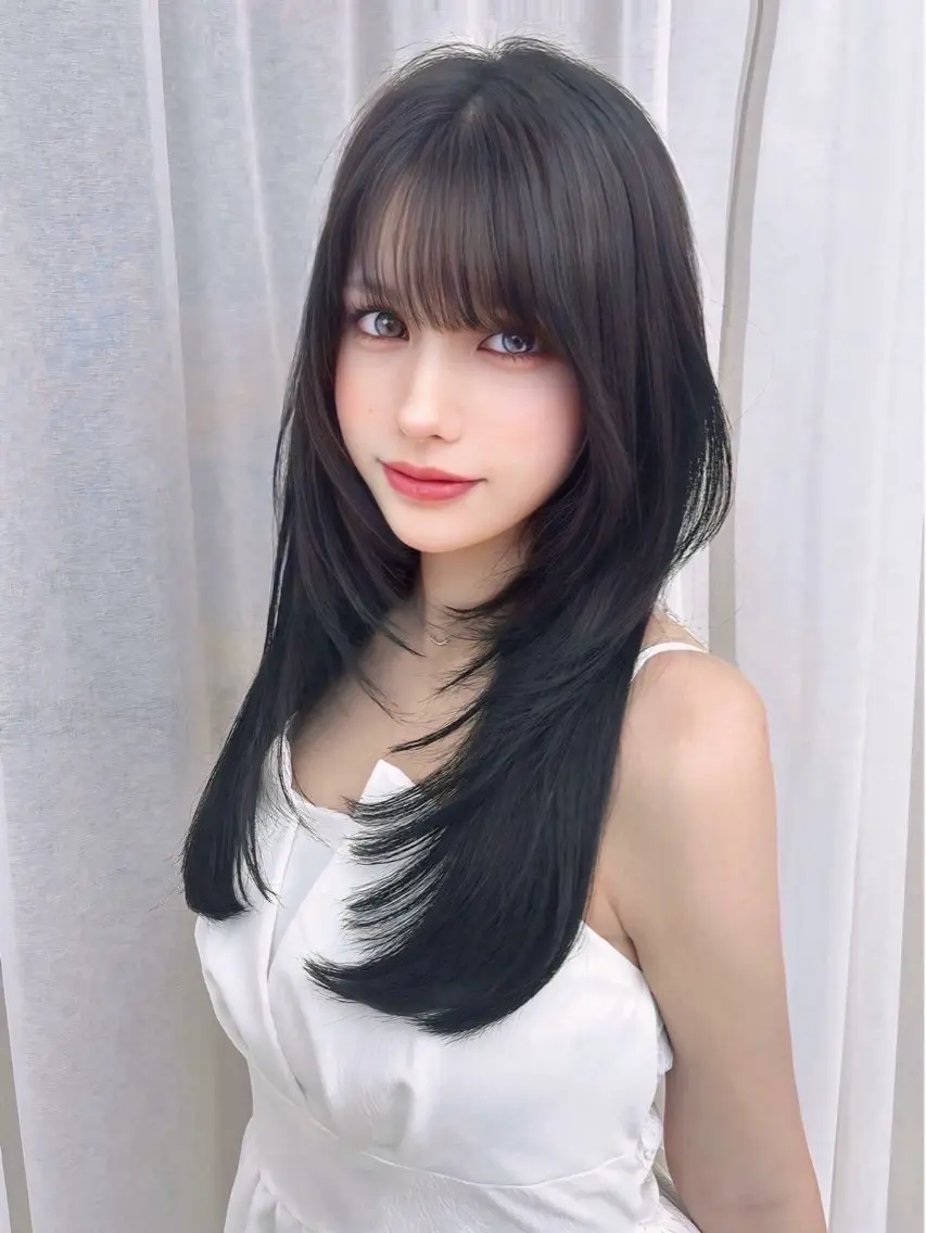 ロング レイヤーカット カット トリートメント Louvre Sty list/ERIKAのヘアスタイル