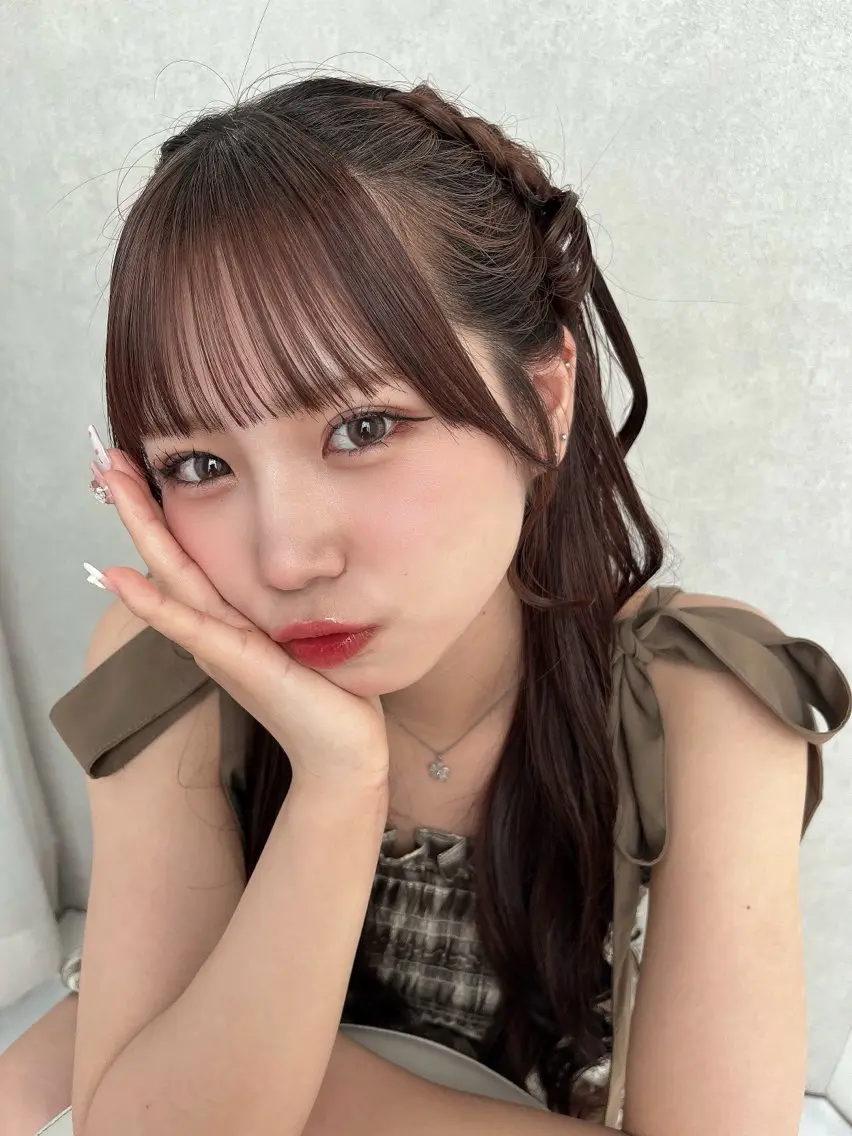 ロング ヘアアレンジ ロング 🎀無料カットモデル 🪞5cm以上いちかのヘアスタイル