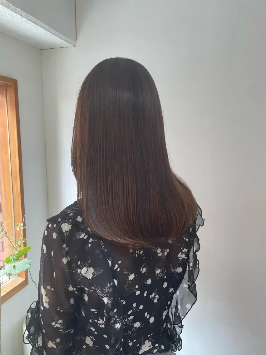 セミロング 縮毛矯正 塚田 政生のヘアスタイル