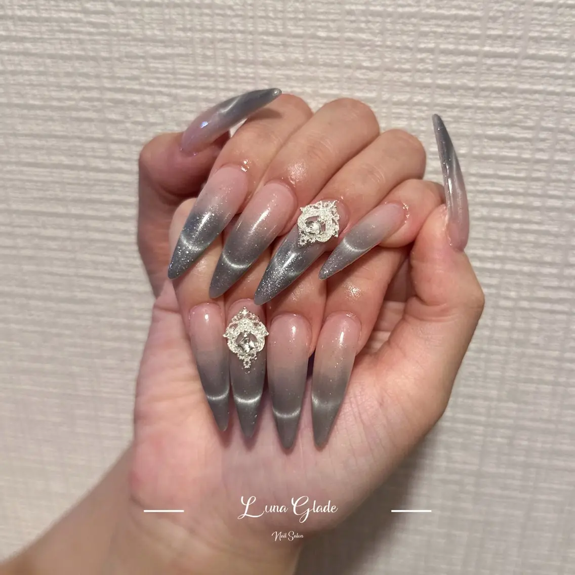 ネイル ハンドネイル Luna Gladeのネイルデザイン
