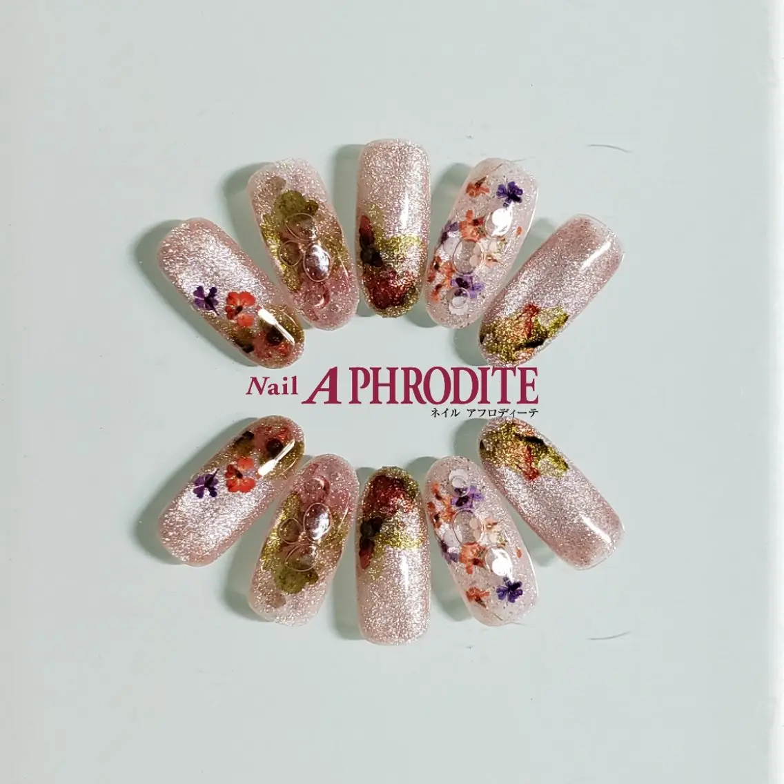ネイル ジェルネイル ニュアンスネイル スカルプネイル ソフトジェル ネイルチップ Nail  Aphroditeのネイルデザイン
