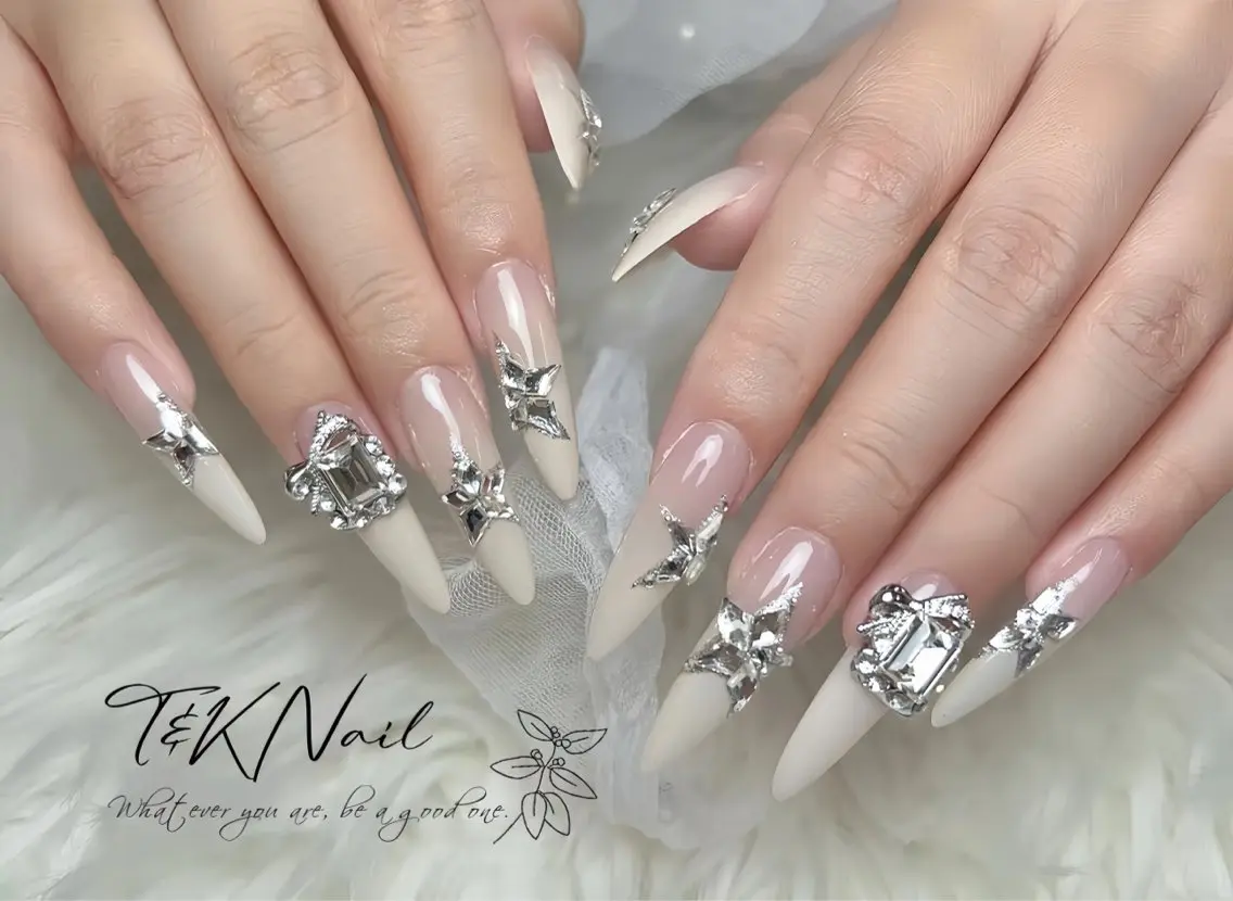 ネイル ハンドネイル ༺༒T&K nail ༒༻のネイルデザイン