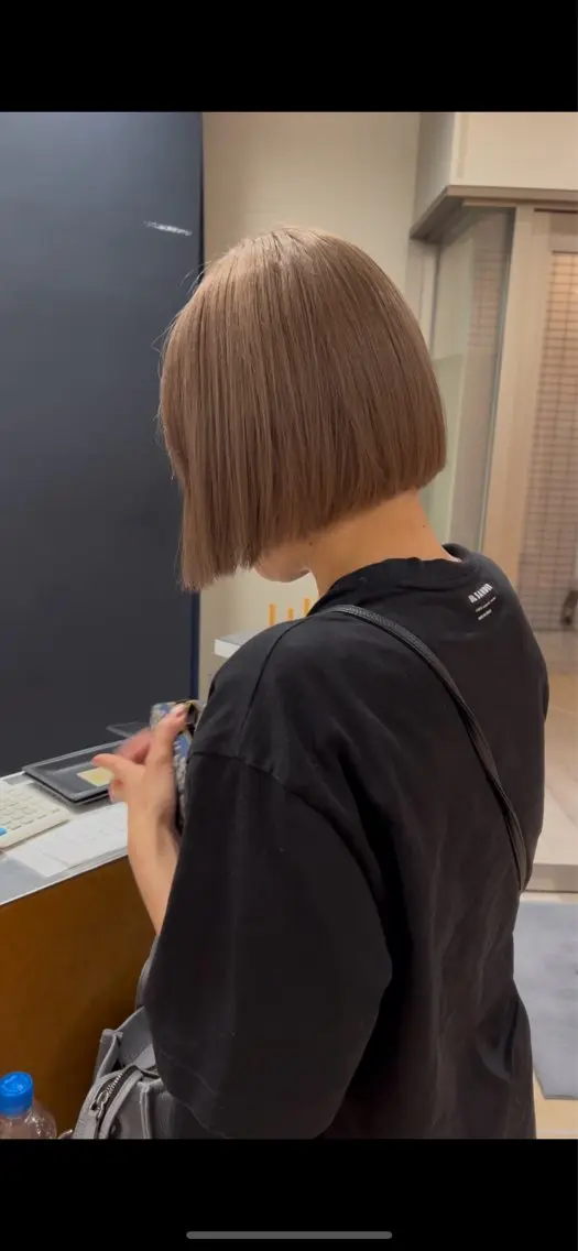 ショート カラー ボブ ケアカラー/レイヤー ケンショウのヘアスタイル