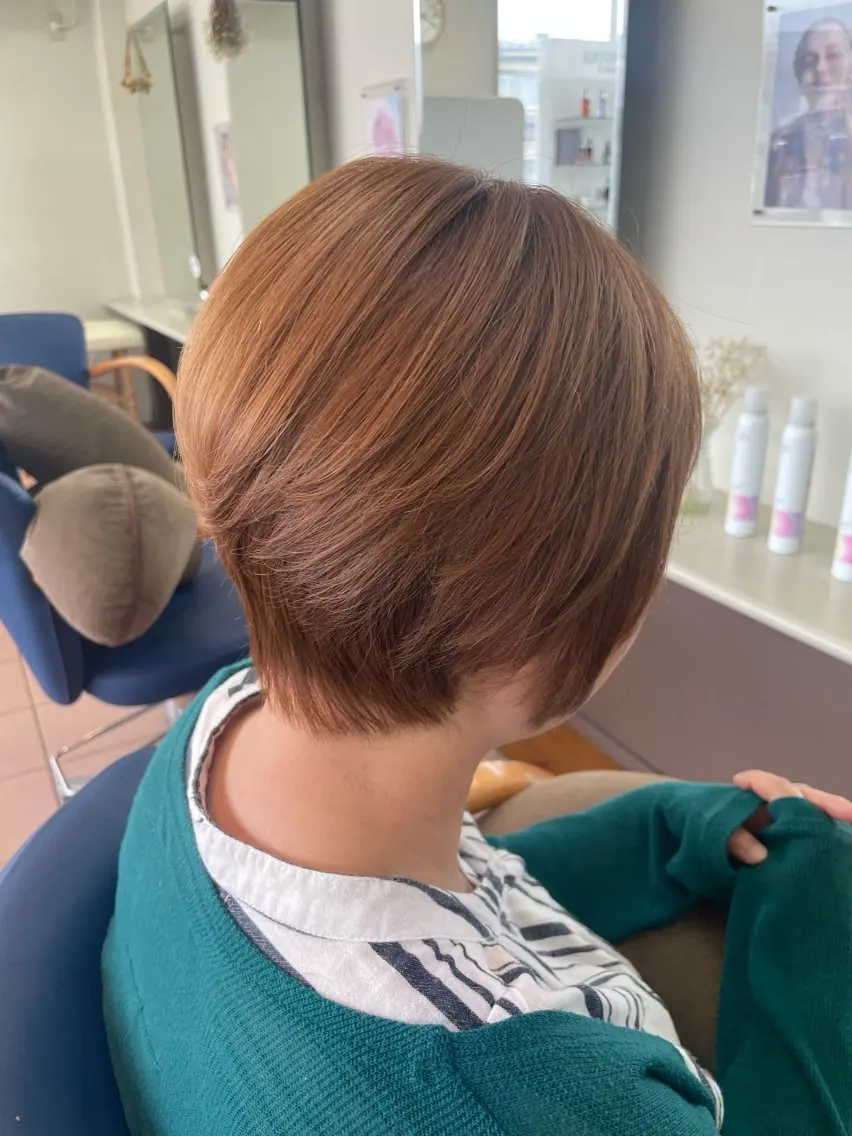 ショート ショートボブ ボブ ショートヘア attrice杉山 綾乃のヘアスタイル