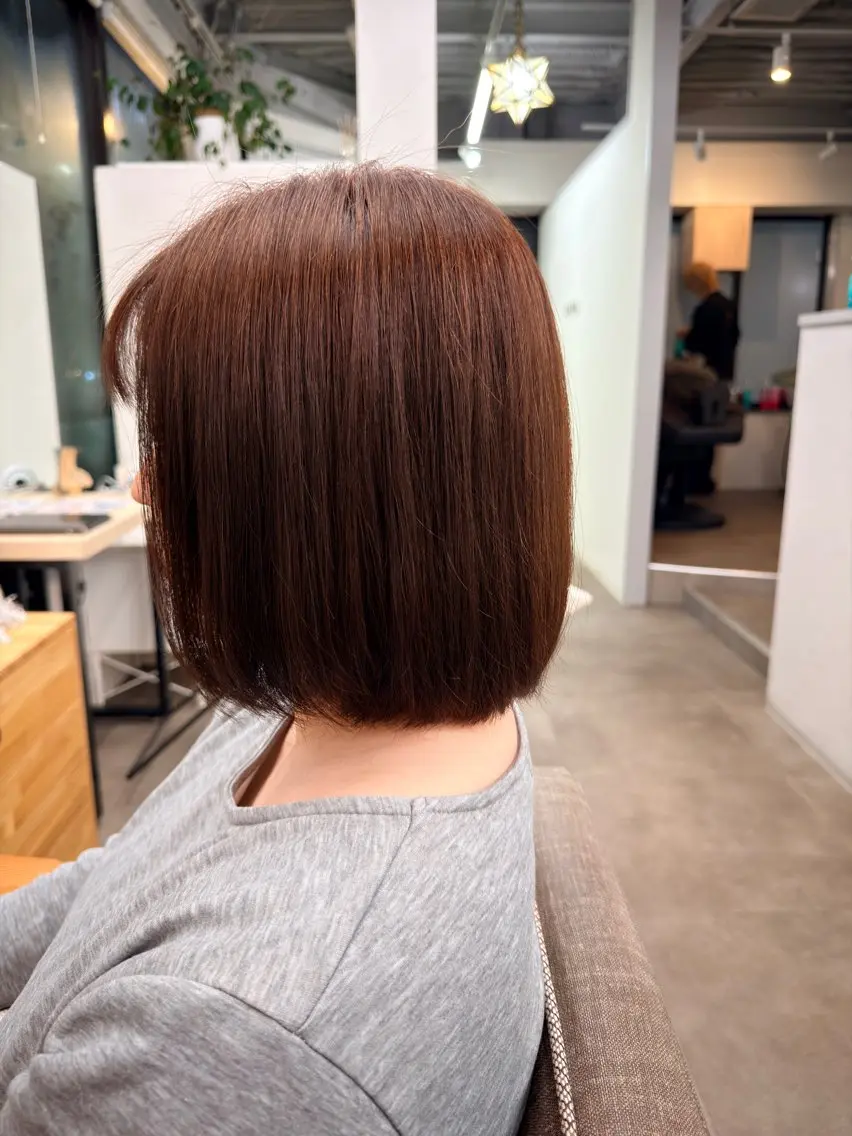 ミディアム KOTKA 大山和希のヘアスタイル