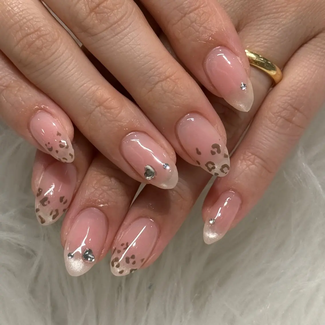 ネイル ハンドネイル 💖𝓜𝓲𝓸 10月予約受付中💖のネイルデザイン