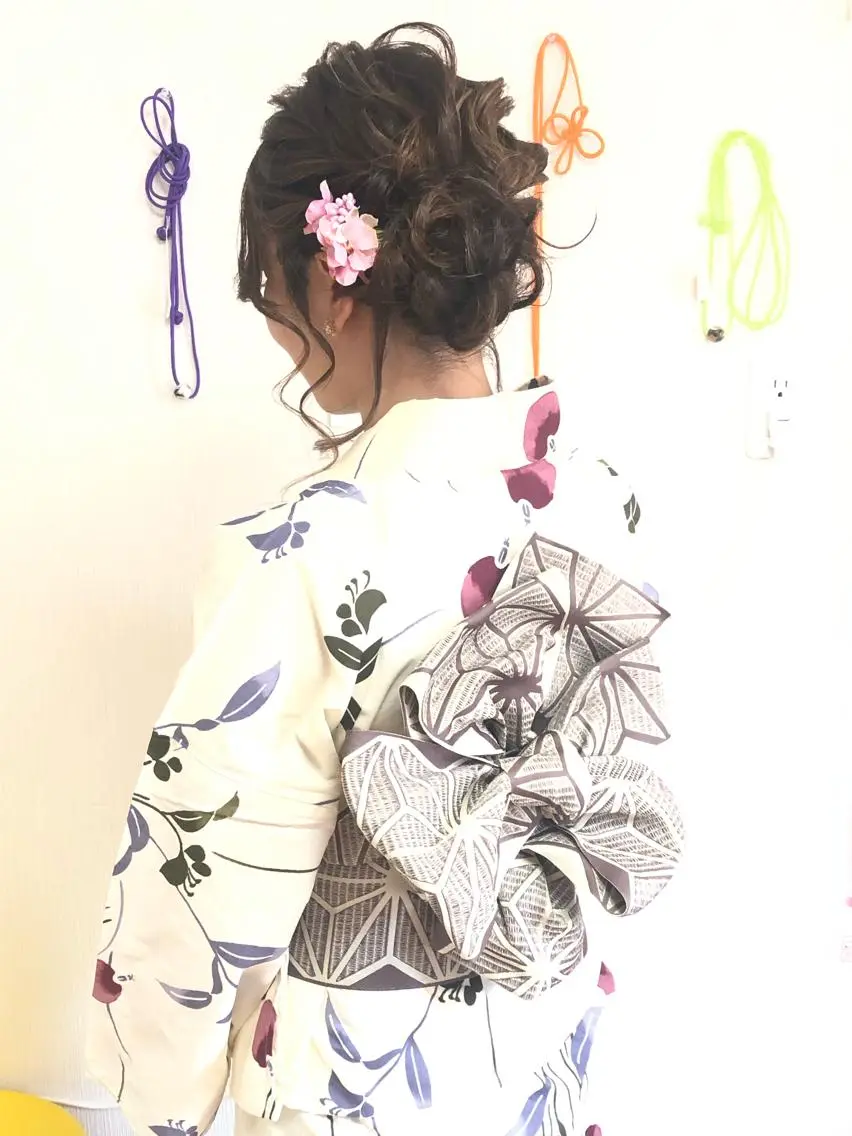 8/10 限定❗️ 浴衣着付け+ヘアセット¥3800(税込)の写真