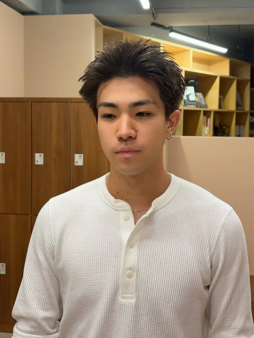 カラー メンズ ヘアカラー ROCCOeast RURIのヘアスタイル