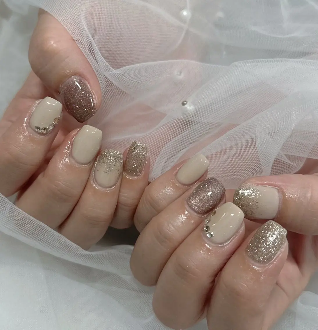 ネイル ハンドネイル フットネイル LAVISH nanamiのネイルデザイン
