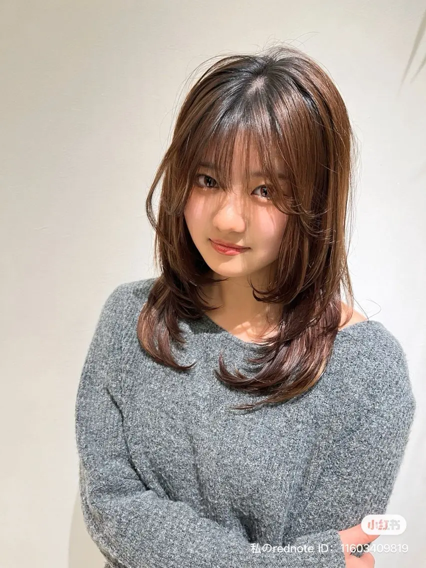 ミディアム くびれヘア 顔まわりレイヤー 顔周りカット レイヤーカット 似合わせカット カット ヘアカラー トリートメント レイヤー似合わせ 透明感カラーりきやのヘアスタイル