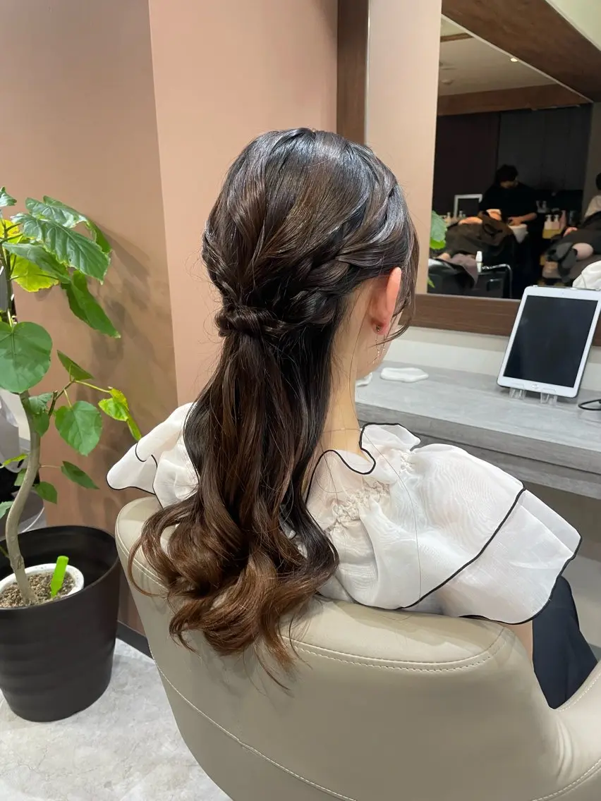 ロング ヘアアレンジ ハーフアップ ヘアセット 韓国風パーマ/ヘア セット/店長みづきのヘアスタイル