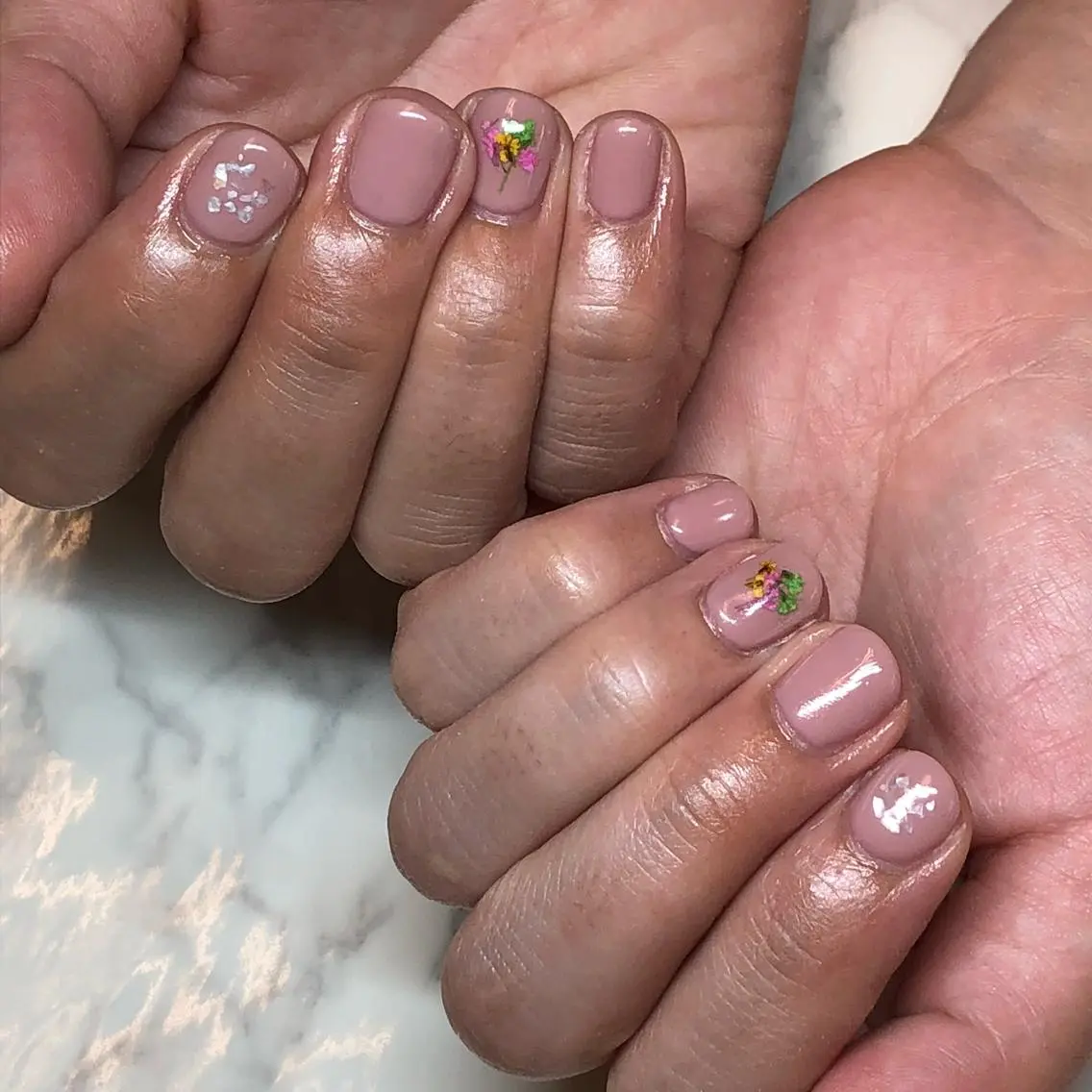 ネイル オフィスネイル KIREIE NAILSのネイルデザイン