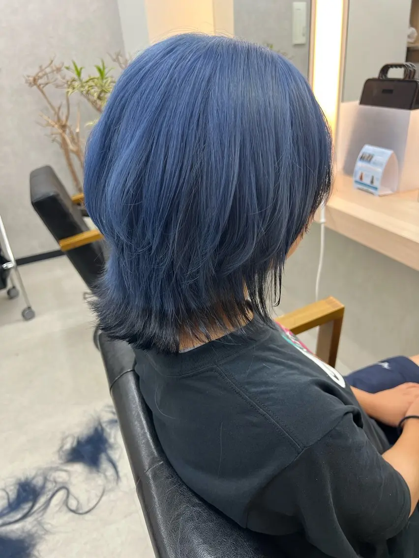 カラー デザインカラー ALEAP himekaのヘアスタイル