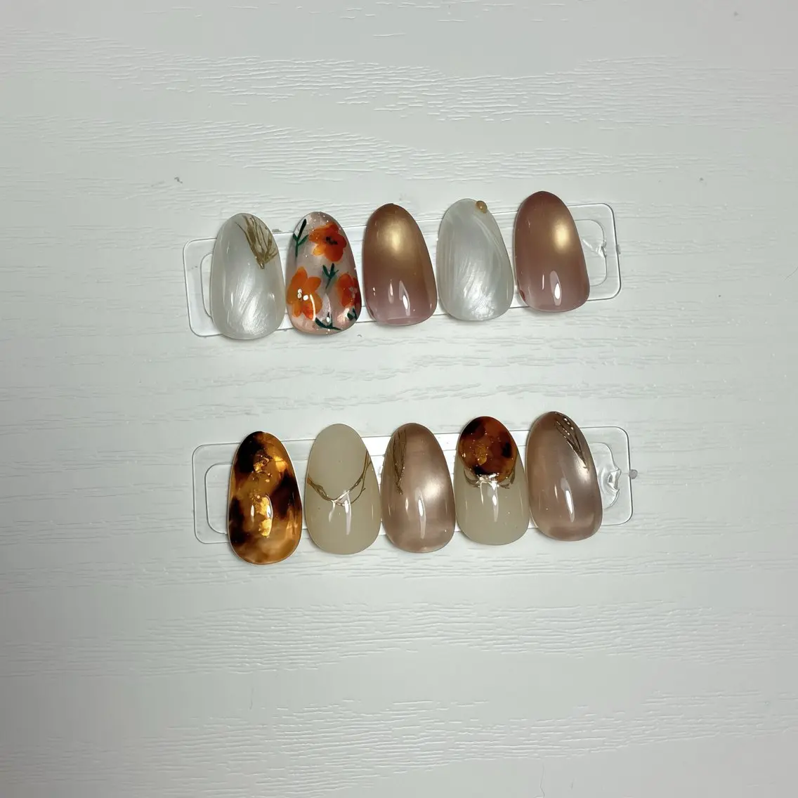 ネイル フットネイル ハロウィン 氷ネイル・うるうるネイル マグネットネイル ニュアンスネイル ハンドネイル nail salon anoneのネイルデザイン