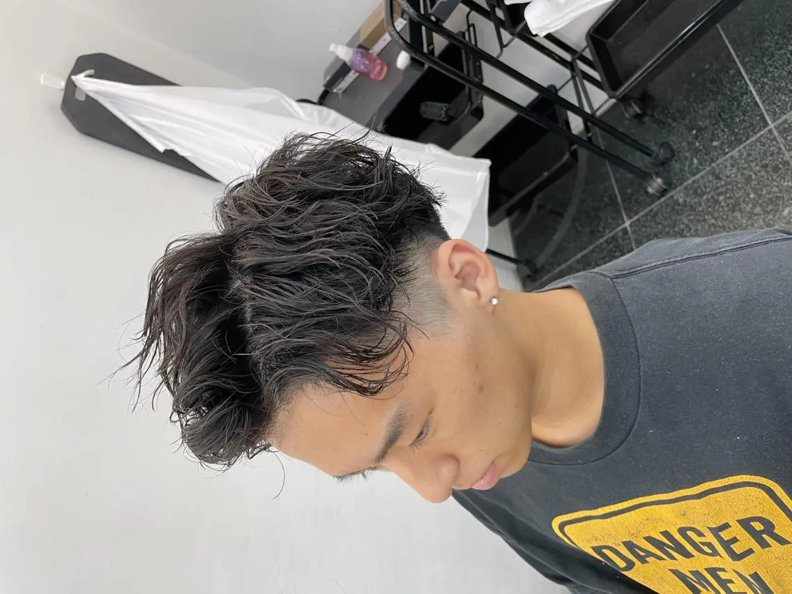 ショート パーマ メンズ カット パーマ 💇🏻‍♂️パーマ ニキ✨本田龍斗のヘアスタイル