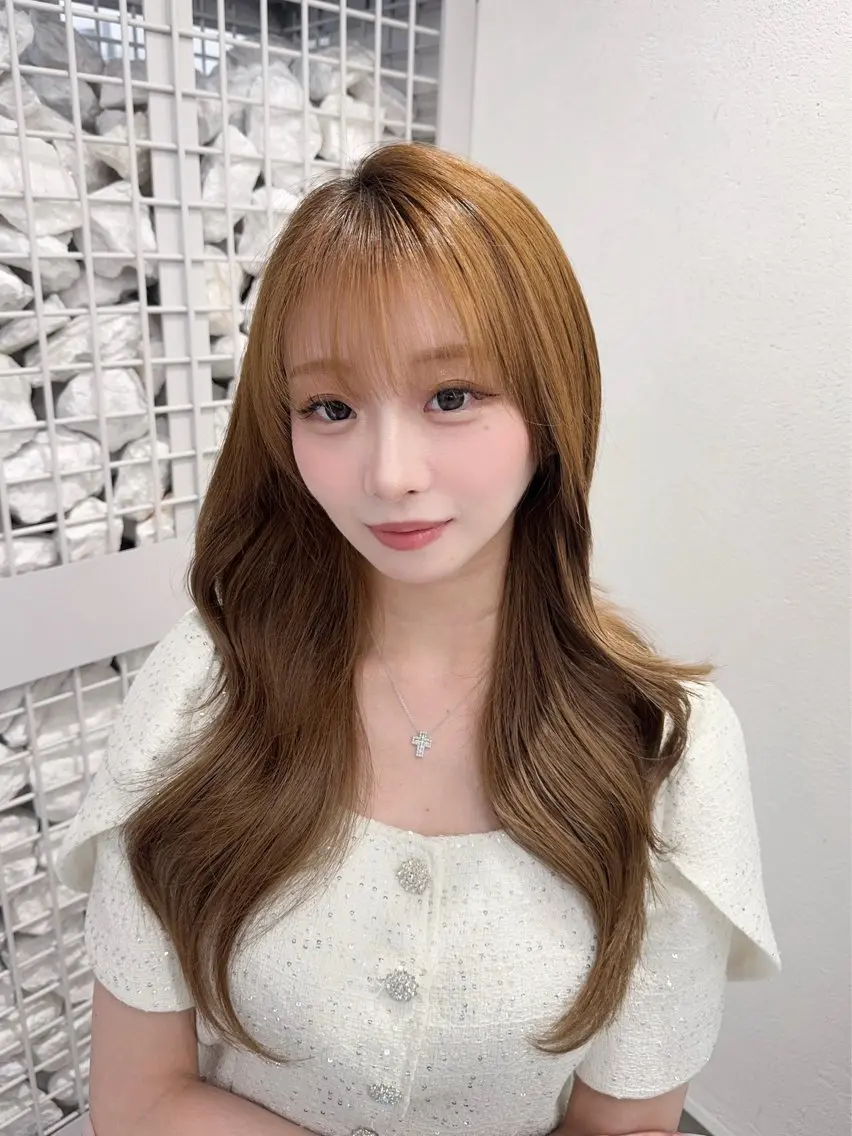 ロング 西村 涼のヘアスタイル