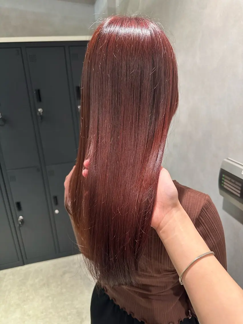 カラー 渡邉 玲音のヘアスタイル