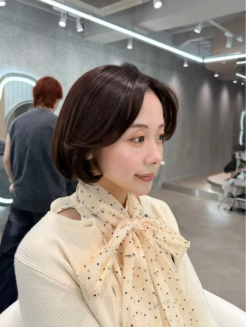 ミディアム カラー ヘアアレンジ アッシュ 黒髪 ブリーチ ブルーカラー ブルーブラック カット ヘアカラー トリートメント ヘアセット 大宮縮毛矯正🩵 レイヤー 佐藤和のヘアスタイル