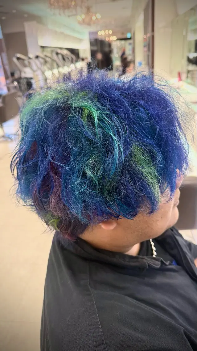 ショート カラー メンズ ユニコーンカラー カット ヘアカラー 🌼デザインカラー 🌼kumicoのヘアスタイル
