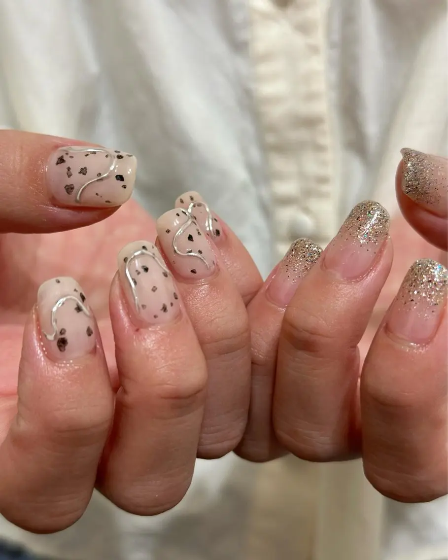 ネイル ハンドネイル フットネイル kiii.__ ✴︎*のネイルデザイン