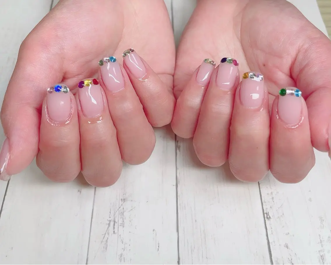 ネイル ストーンネイル ハンドネイル Nail_by N1のネイルデザイン