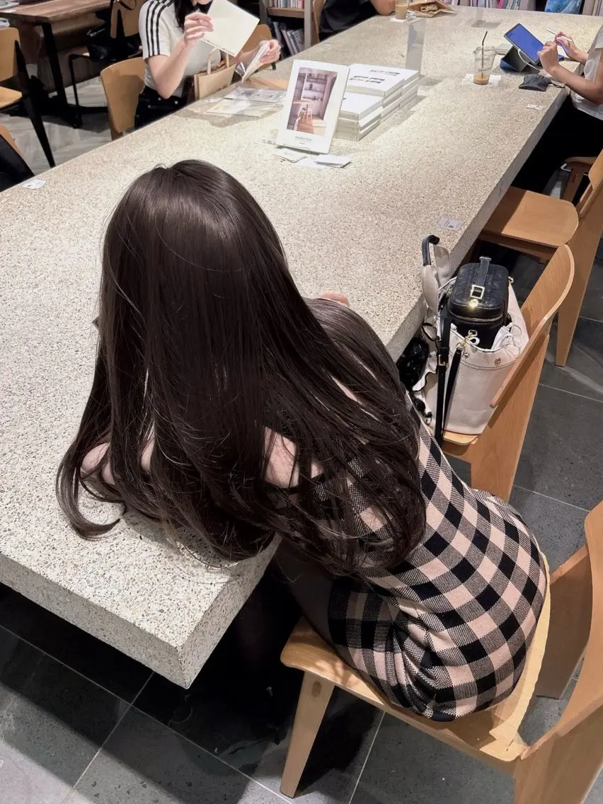 カラー 🎀カラー特化/渡辺 愛弓のヘアスタイル