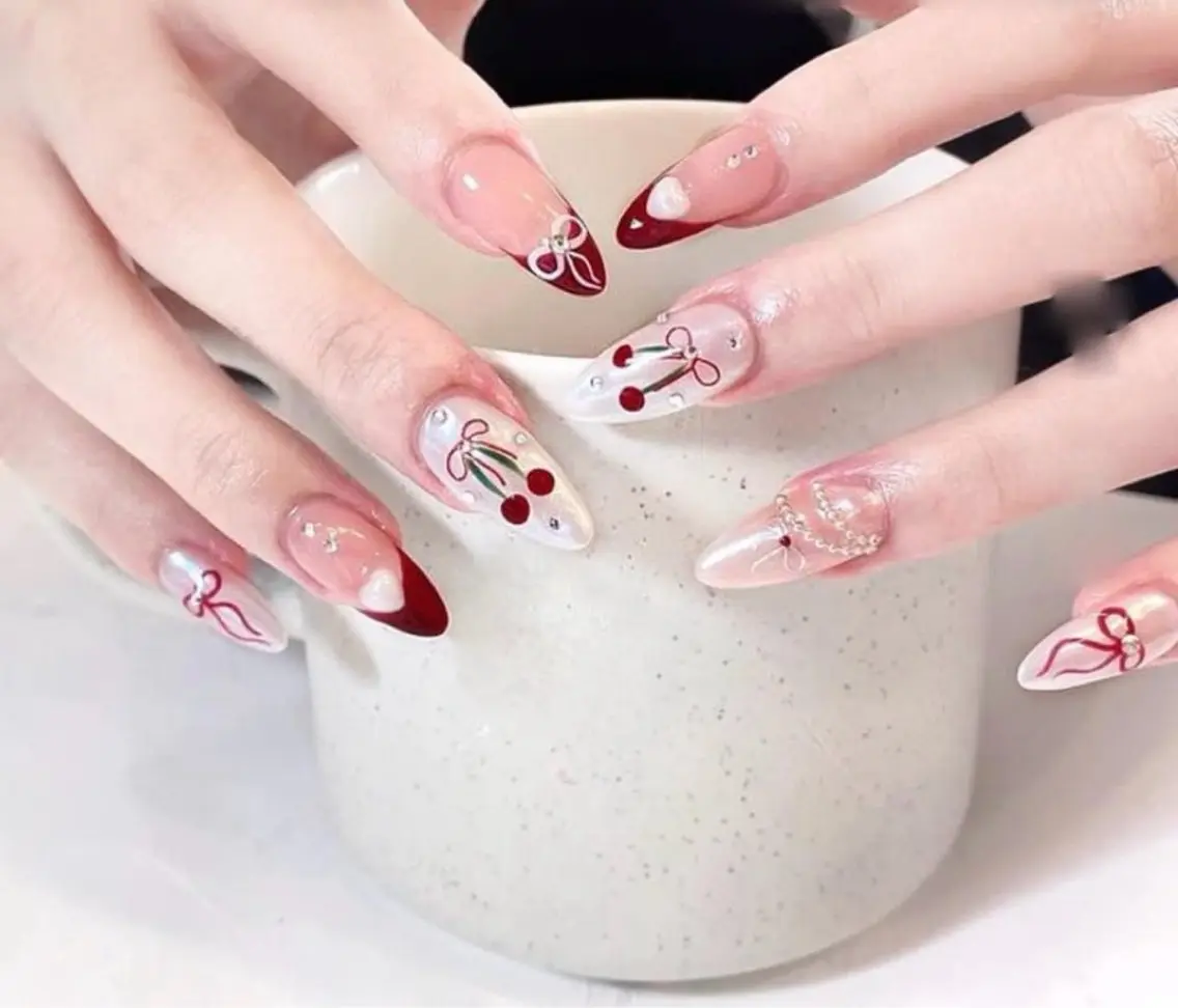 ネイル アートネイル 成人式 ジェルネイル ニュアンスネイル ネイルチップ Kora Nailのネイルデザイン