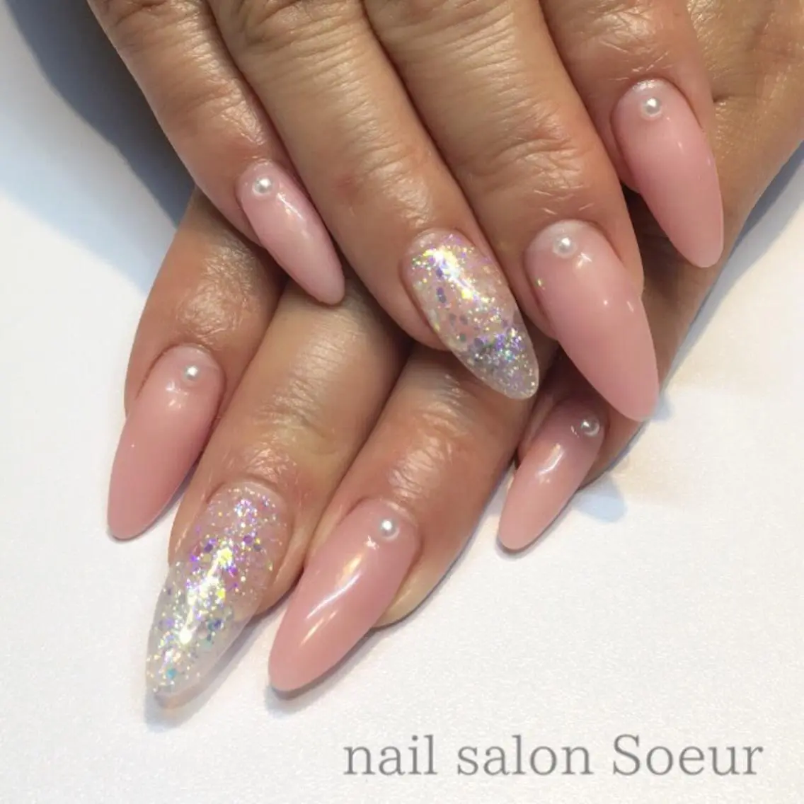 ネイル オーロラネイル キラキラネイル ラメ(グリッター) 持ち込み ピンク ハンドネイル nail salon Soeurのネイルデザイン