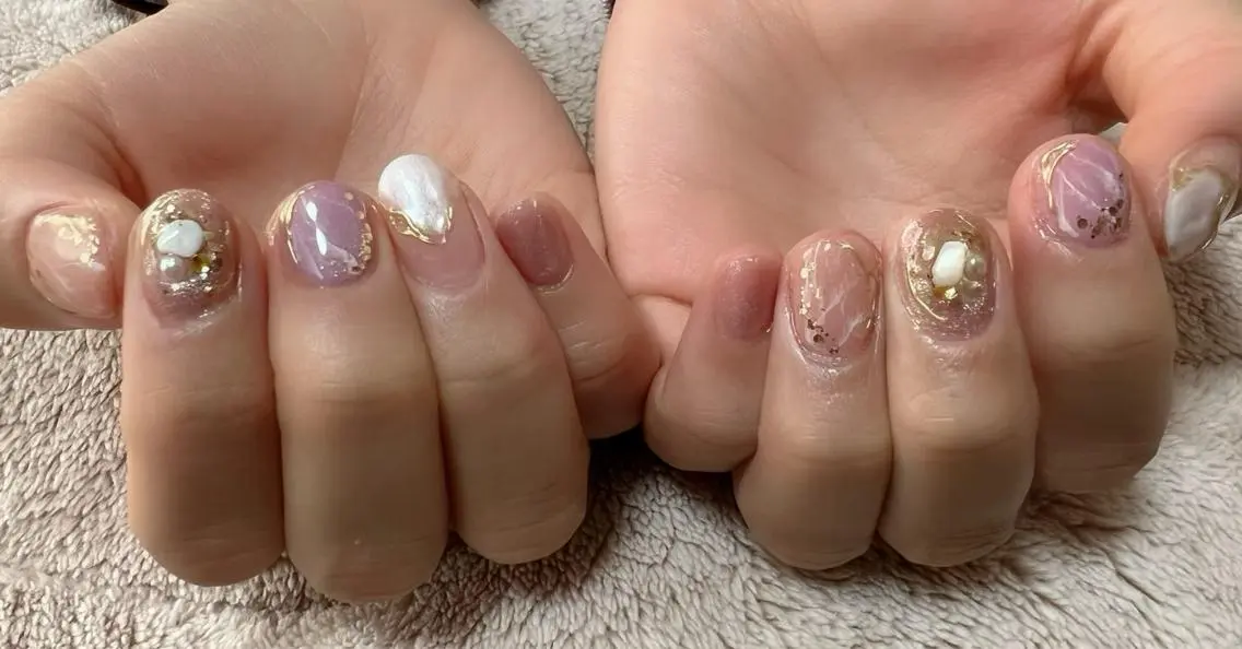 ネイル t. yoshizawaのネイルデザイン