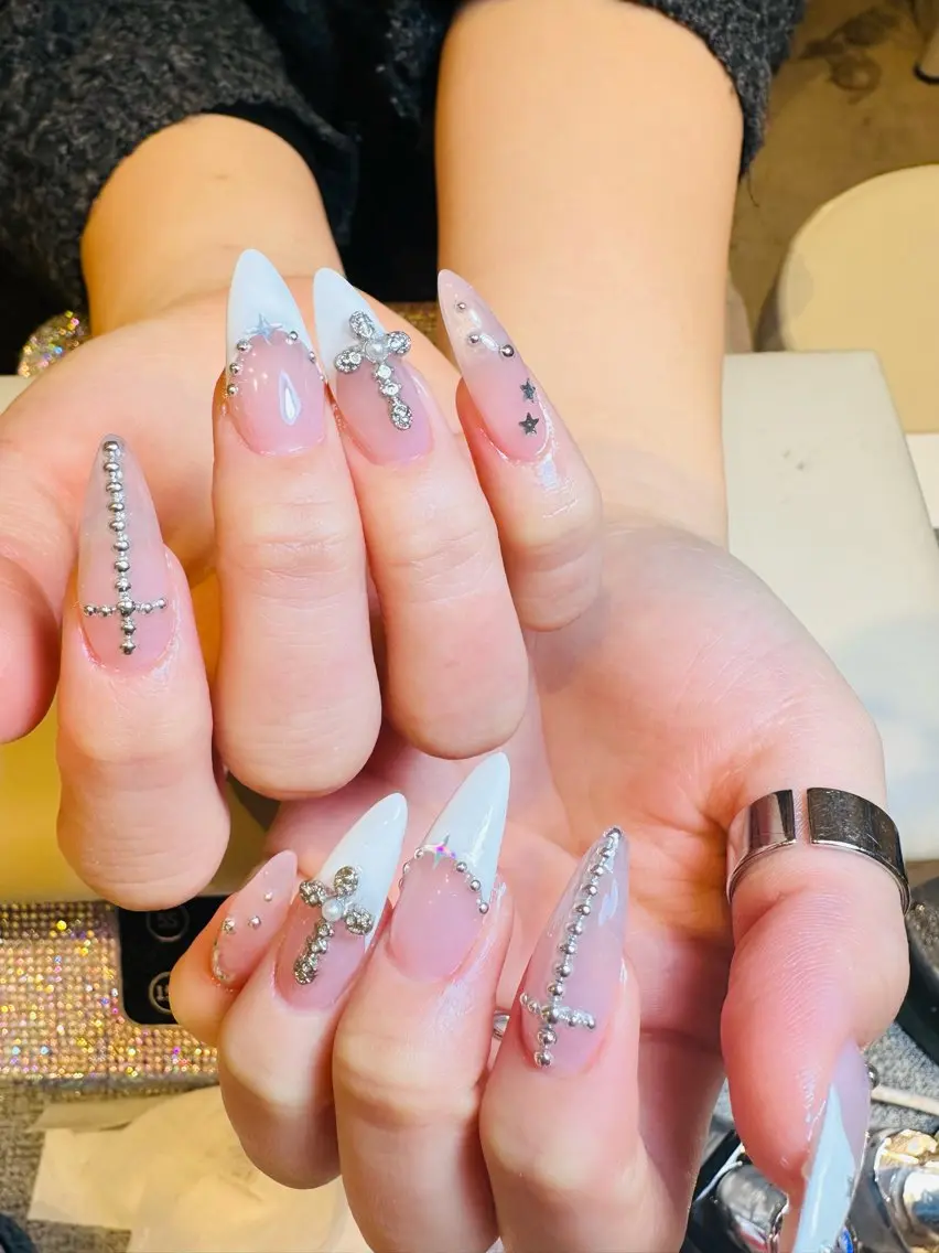 ネイル ハンドネイル 🎀 カオリのネイルデザイン