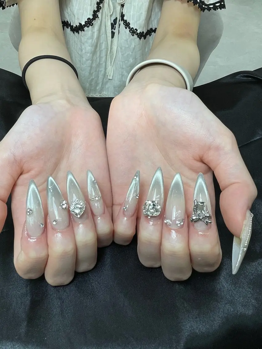 ネイル Min heeのネイルデザイン