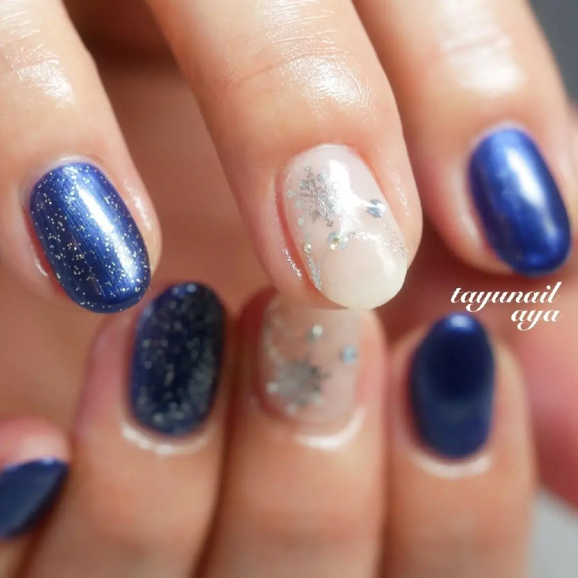 ネイル ブルー ジェルネイル キラキラネイル ラメ(グリッター) パラジェル ネイルサロン 【たゆnail】のネイルデザイン