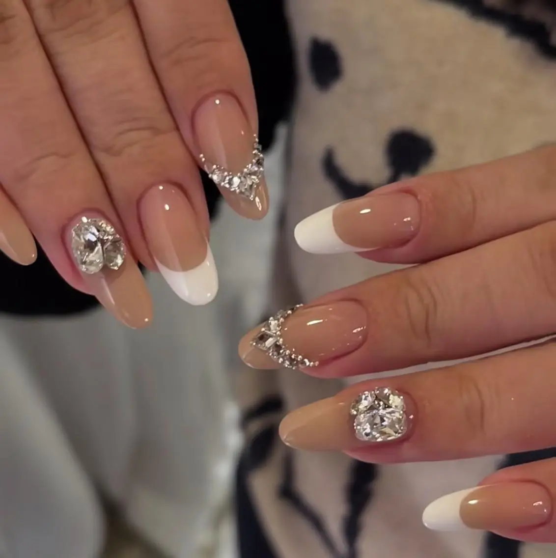 ネイル ハンドネイル 🎀 Ayaka_nailのネイルデザイン