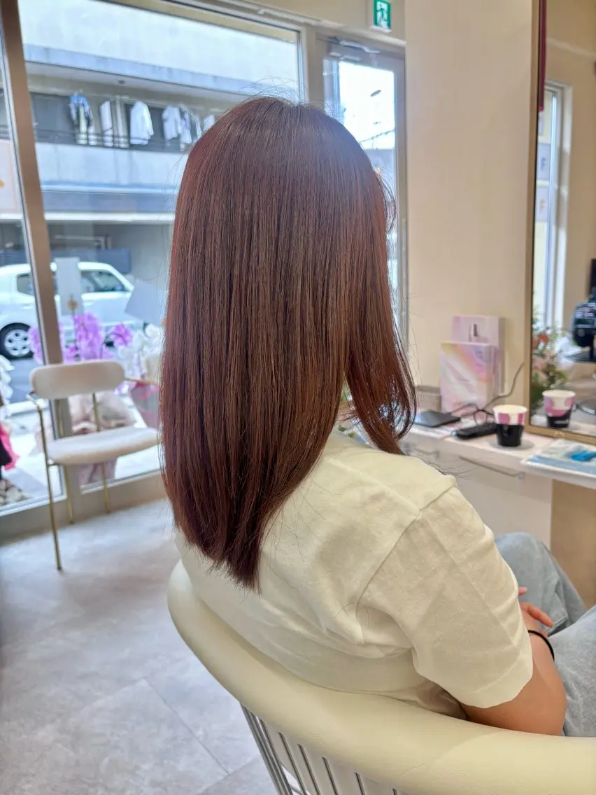 セミロング カラー ブラウンカラー オレンジ オレンジブラウン トリートメント カット ヘアカラー トリートメント stella KOKONEのヘアスタイル