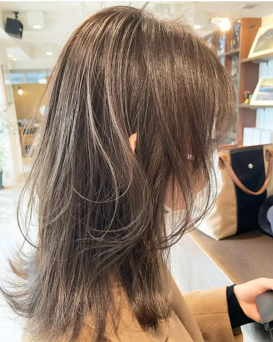 セミロング カラー 透明感カラー/まの れいこのヘアスタイル