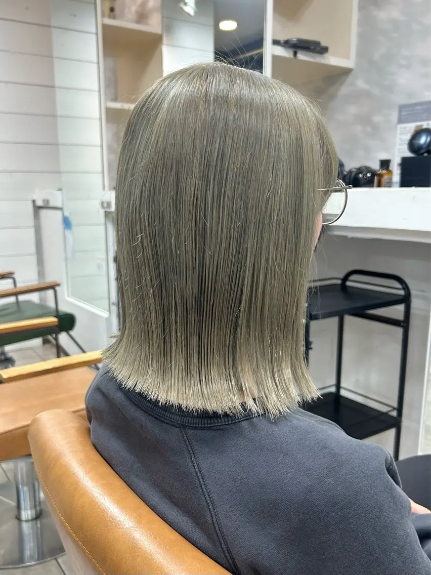 ミディアム カット ヘアカラー 🫧艶髪カラー🫧 森本くるみのヘアスタイル